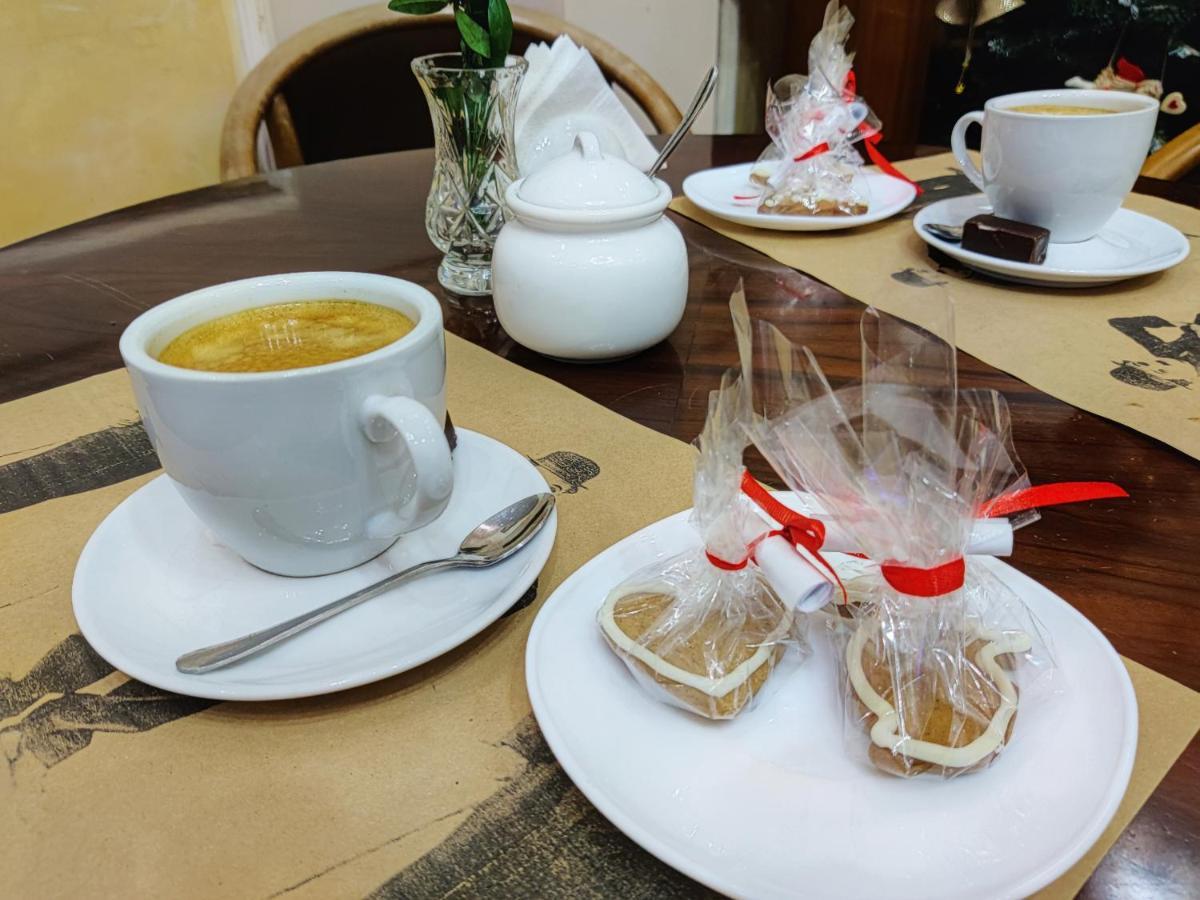 利沃夫 Chaplin酒店 外观 照片